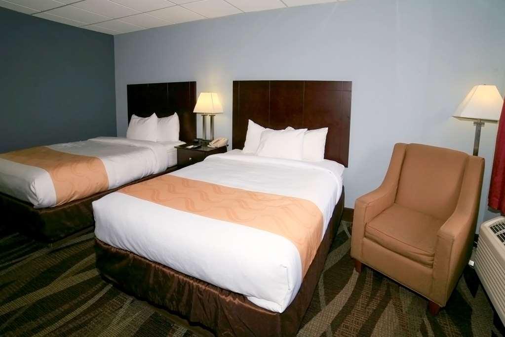 Quality Inn Downtown Helen Room photo